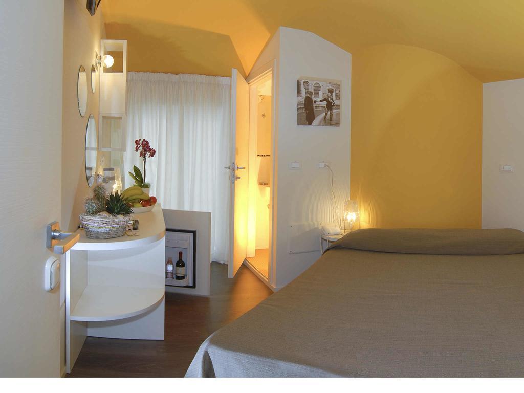 Hotel Casablanca Rimini Bilik gambar